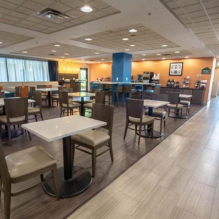 Wingate By Wyndham Indianapolis Airport Plainfield Hotel Exterior photo