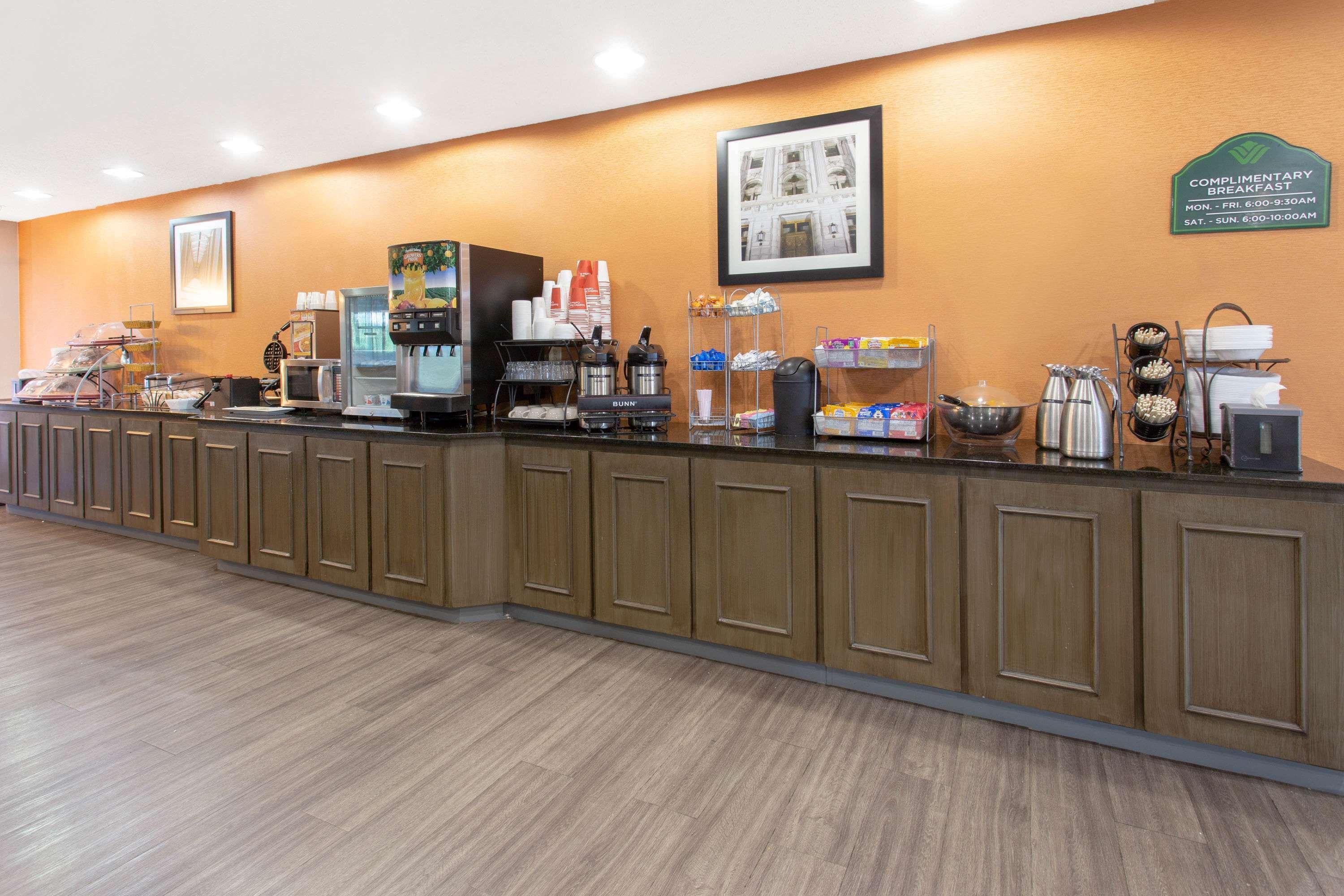 Wingate By Wyndham Indianapolis Airport Plainfield Hotel Exterior photo