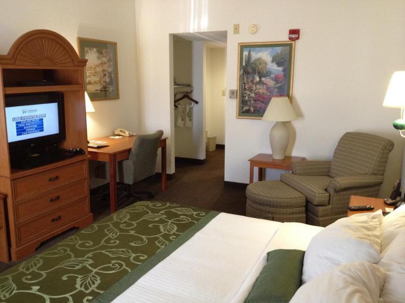 Wingate By Wyndham Indianapolis Airport Plainfield Hotel Exterior photo