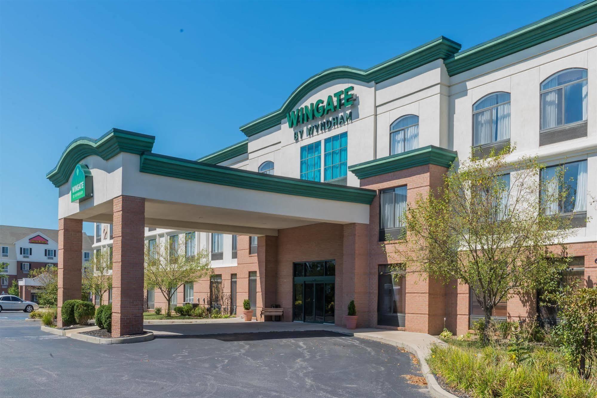 Wingate By Wyndham Indianapolis Airport Plainfield Hotel Exterior photo
