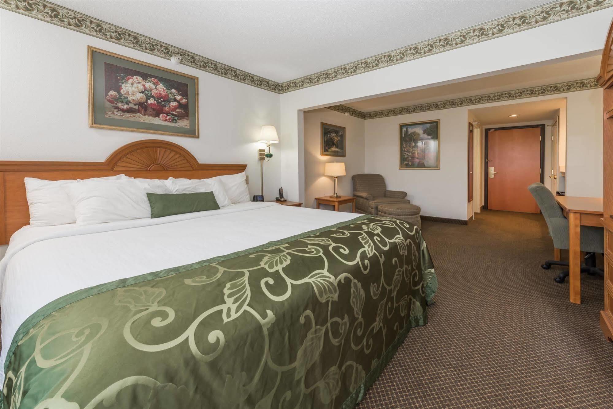 Wingate By Wyndham Indianapolis Airport Plainfield Hotel Exterior photo