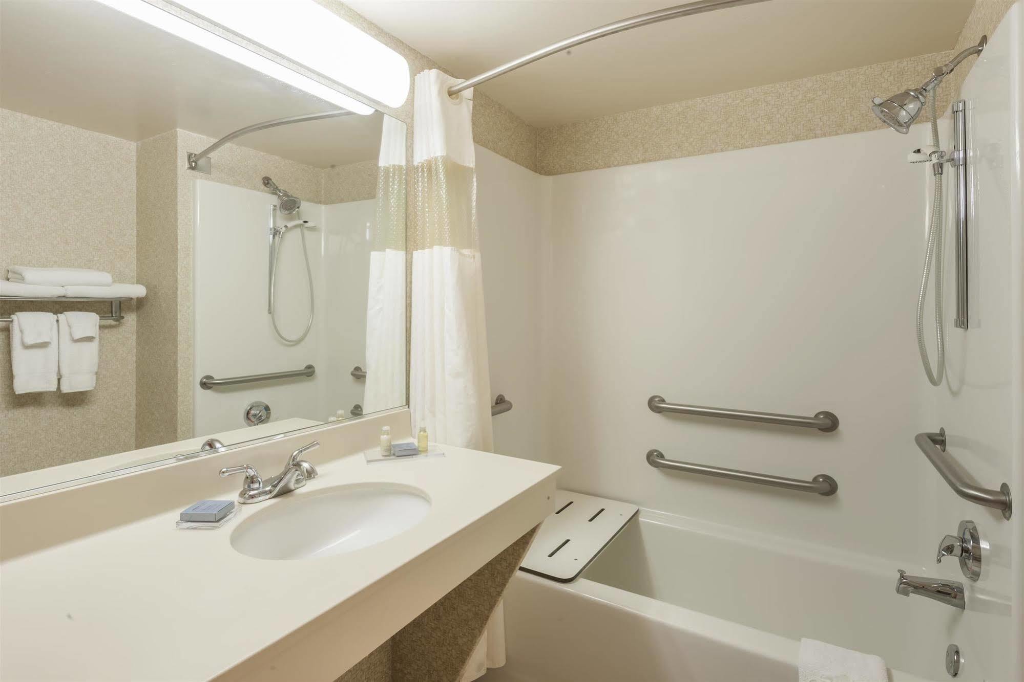 Wingate By Wyndham Indianapolis Airport Plainfield Hotel Exterior photo
